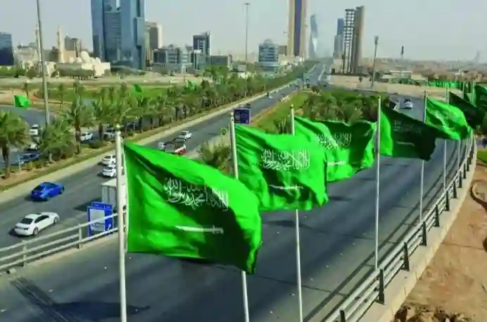 السعودية تعلن عن احتياطيات ضخمة من معدن يتنافس عليه العالم 